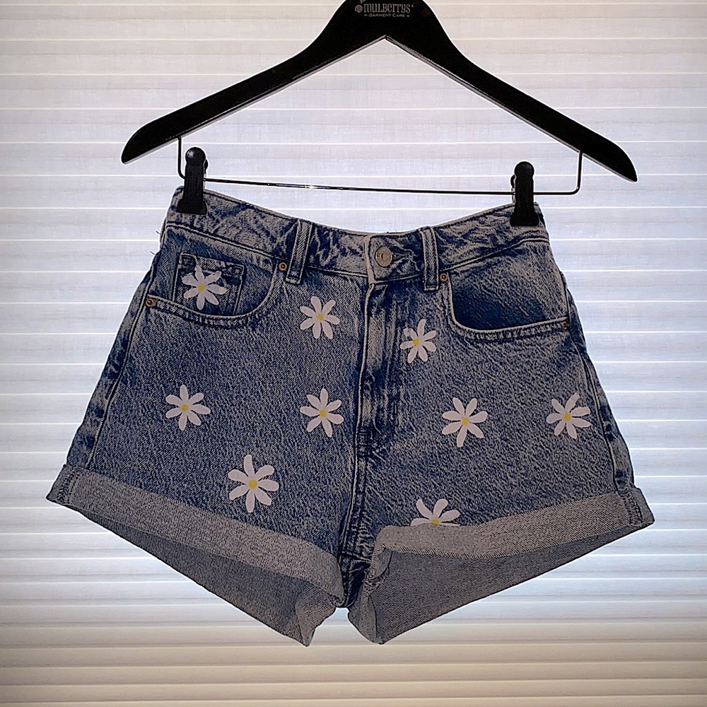 Size 26 Pacsun denim blue summer mom shorts